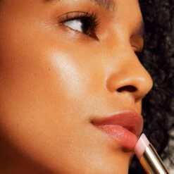 Protective Lip Treatment SPF 25 -Chantecaille || Charlotte Tilbury Shop 10119159401 PDP6