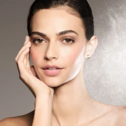 Laura Mercier Translucent Pure Setting Spray 16HR 9 Laura Mercier Translucent Pure Setting Spray 16HR -Chantecaille || Charlotte Tilbury Shop 194250014037 alt3