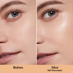 Laura Mercier Tinted Moisturizer Light Revealer 30 Laura Mercier Tinted Moisturizer Light Revealer -Chantecaille || Charlotte Tilbury Shop 194250039733 alt2