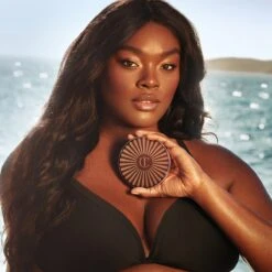 Charlotte Tilbury Beautiful Skin Sun-Kissed Glow Bronzer 26 Charlotte Tilbury Beautiful Skin Sun-Kissed Glow Bronzer -Chantecaille || Charlotte Tilbury Shop 5056446609357alt2