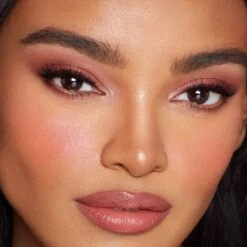 Charlotte Tilbury Matte Beauty Blush Wand 18 Charlotte Tilbury Matte Beauty Blush Wand -Chantecaille || Charlotte Tilbury Shop 5056446610810 alt1