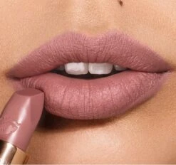Charlotte Tilbury Matte Revolution 32 Charlotte Tilbury Matte Revolution -Chantecaille || Charlotte Tilbury Shop 5060332321346 alt2