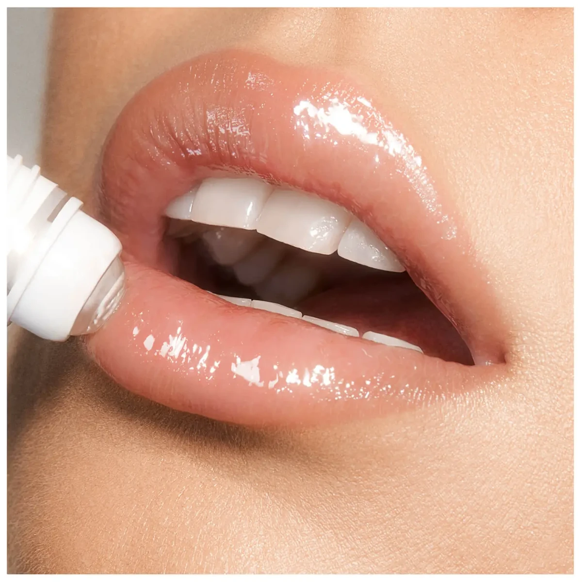 Charlotte Tilbury Lip Oil 5 Charlotte Tilbury Lip Oil - Image 3