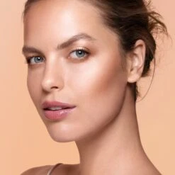 Chantecaille Real Bronze -Chantecaille || Charlotte Tilbury Shop 656509055036 alt5