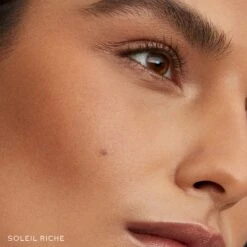 Beauty Butter Powder Bronzer 25 Beauty Butter Powder Bronzer -Chantecaille || Charlotte Tilbury Shop 810102030658 alt3