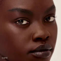 Vital Pressed Skincare Powder 23 Vital Pressed Skincare Powder -Chantecaille || Charlotte Tilbury Shop 810102032065 alt2