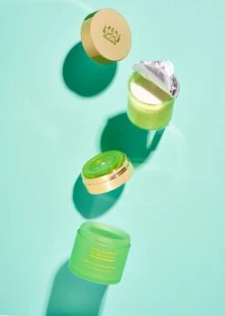 Water-Lock Moisturizer 9 Water-Lock Moisturizer -Chantecaille || Charlotte Tilbury Shop 813269023143 alt4