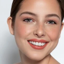 High Voltage Lipstick -Chantecaille || Charlotte Tilbury Shop 813903013899 2