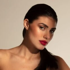 Valdé Armor Refillable Lip Set, Subversion 7 Valdé Armor Refillable Lip Set, Subversion -Chantecaille || Charlotte Tilbury Shop 850022129414 2