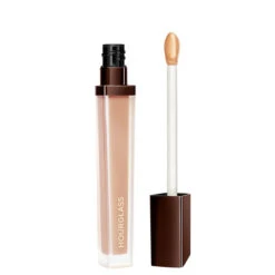Vanish Airbrush Concealer 40 Vanish Airbrush Concealer -Chantecaille || Charlotte Tilbury Shop 877231009627
