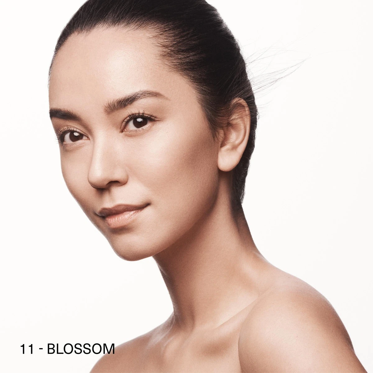 La Mer The Soft Moisture Powder Foundation SPF 30 14 La Mer The Soft Moisture Powder Foundation SPF 30 - Image 12